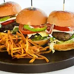 Torre Del Marques & Winery - Small Luxury Monroyo