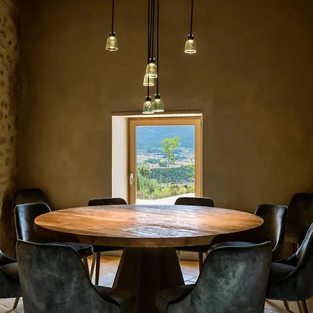 Torre Del Marques & Winery - Small Luxury 5* Monroyo