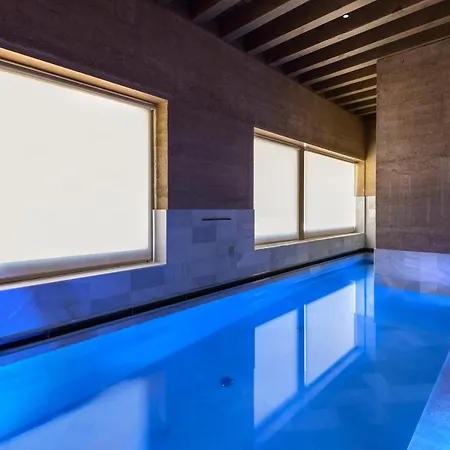 Hotel Torre Del Marques & Winery - Small Luxury Monroyo