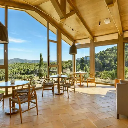 Torre Del Marques & Winery - Small Luxury Monroyo