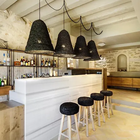 Hotel Torre Del Marques & Winery - Small Luxury Monroyo