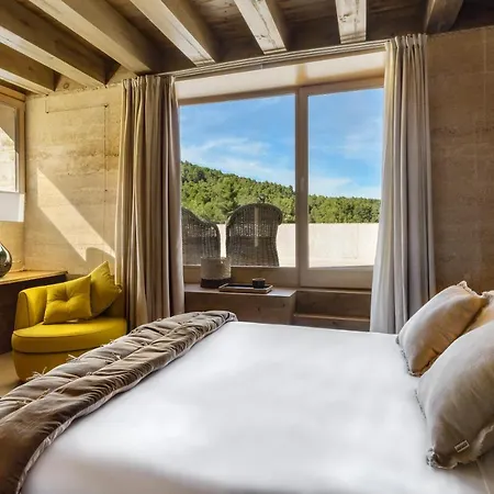 Отель Torre Del Marques & Winery - Small Luxury