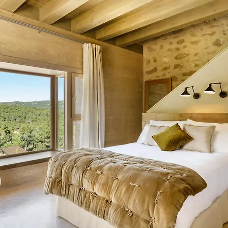 Torre Del Marques & Winery - Small Luxury Monroyo