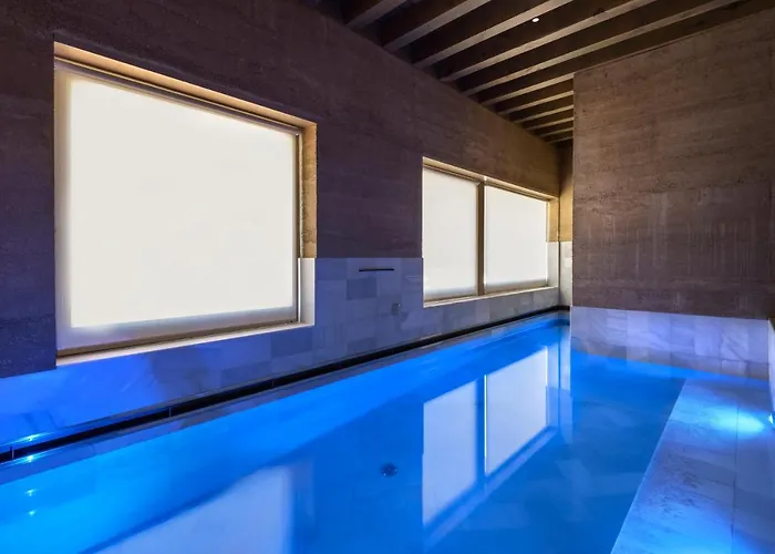 Hotell Torre Del Marques & Winery - Small Luxury Monroyo