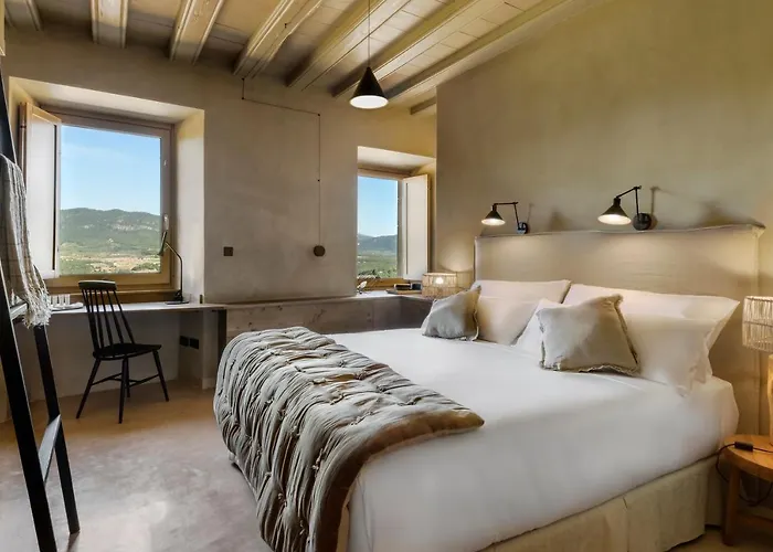 Torre Del Marqués - Small Luxury Monroyo